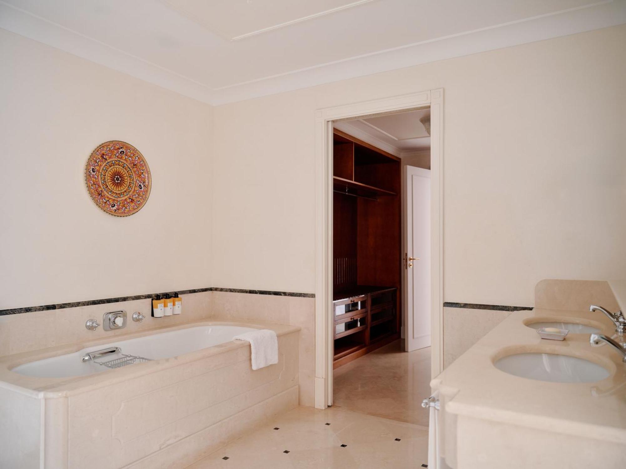 Premium Suite Sea View